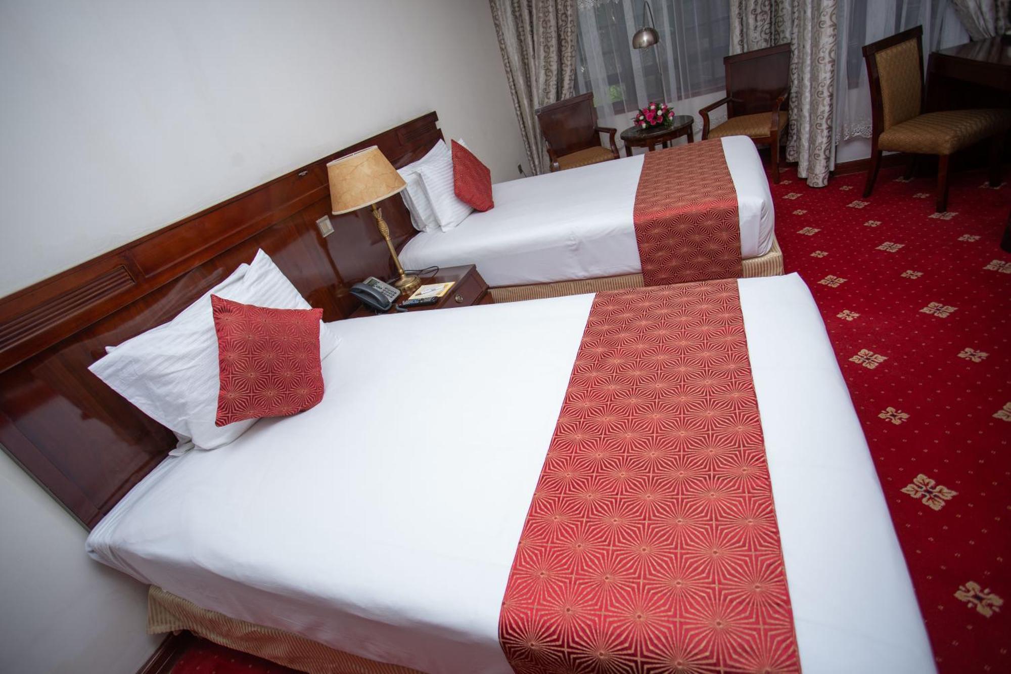Weston Hotel Nairobi Exterior foto